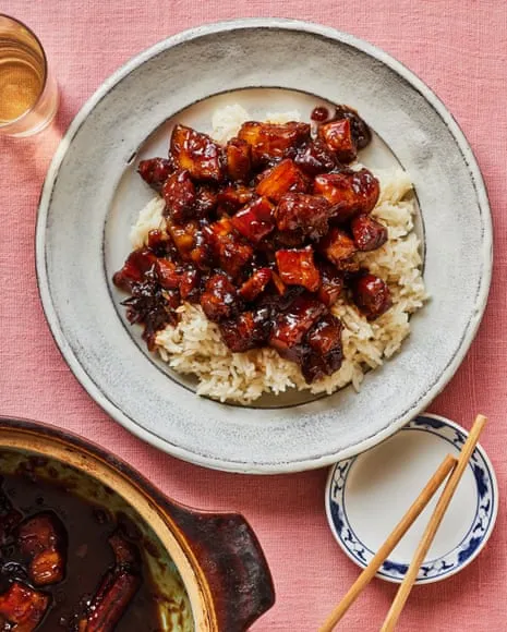 The Chef's Delicious Dishes for Lu Rou Fan and Fried Daikon Cubes
