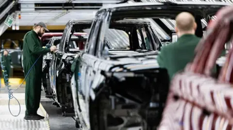Jaguar Land Rover Vendor Network Workers Reportedly Instructed to Register for Universal Credit, Union Claims